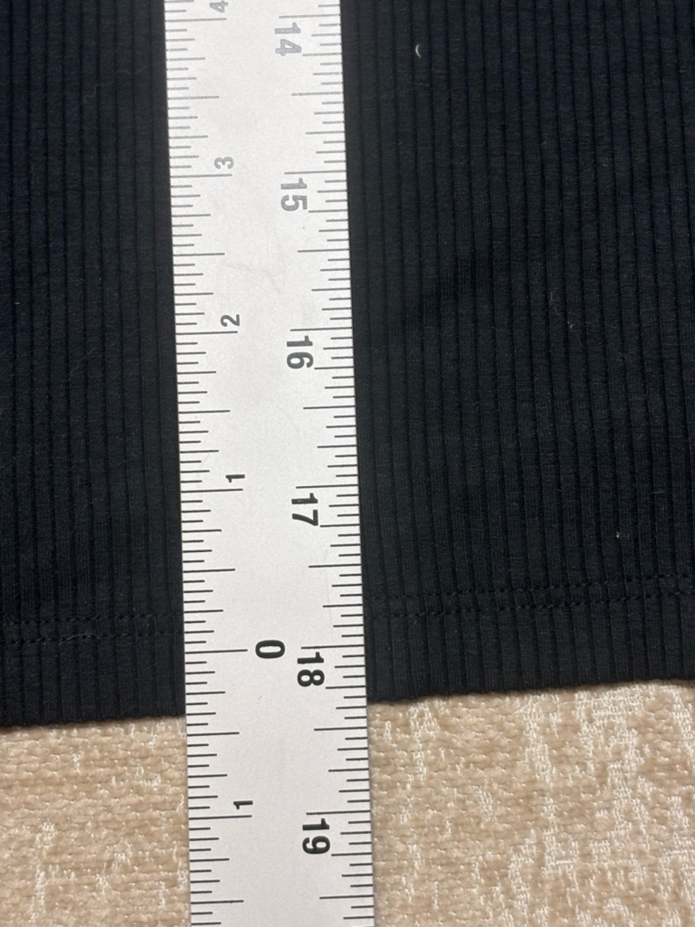 NWT Offline by Aerie Thumbs Up Cropped Ribbed Tank Black XL Built-In Shelf Bra - Picture 9 of 12